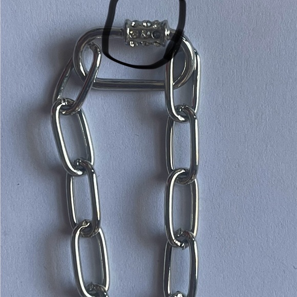 Claire’s Set Of Three Silver Toned Bracelets - Picture 5 of 6